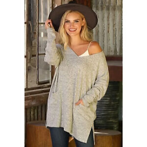 Long Sleeve V-Neck Tunic Top with Pockets - Heather Grey